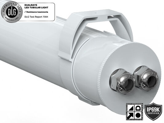 1.5m 60W IP69K IK10 TB7 एलईडी ट्यूबलर लाइट फॉर फार्म के लिए 3 या 5 वायरिंग-थ्रू-लिंक करने योग्य