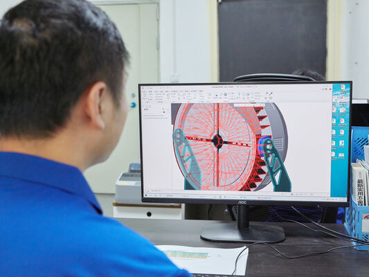 D4 एलईडी नमी प्रतिरोधी लैंप 160LPW के साथ तैयार 4 आपातकालीन 4W@3HRS प्लग एंड प्ले रखरखाव के लिए आसान पार्किंग गैरेज और प्रकाश व्यवस्था के लिए उपयुक्त
