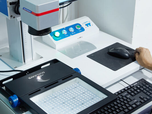 D4 एलईडी नमी-प्रूफ लैंप जिसमें 160 LPW तक DIP पावर/3CCT/3-फेज परिवर्तन होता है, 1SKU=12SKU पार्किंग गैरेज लॉट, फैक्ट्री जैसे कई अनुप्रयोगों के लिए एक आदर्श समाधान के लिए अनुकूल है