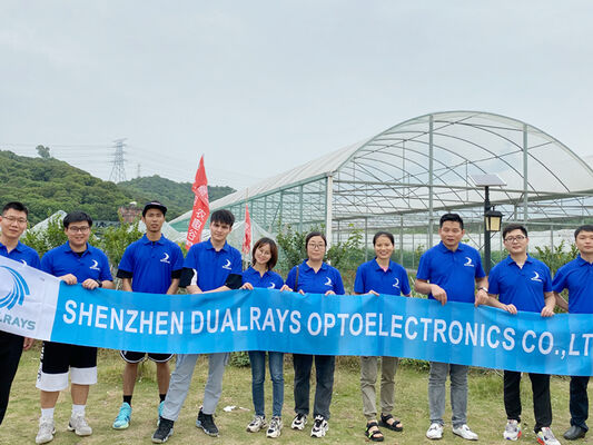 D4 एलईडी नमी-प्रूफ लैंप जिसमें 160 LPW तक DIP पावर/3CCT/3-फेज परिवर्तन होता है, 1SKU=12SKU पार्किंग गैरेज लॉट, फैक्ट्री जैसे कई अनुप्रयोगों के लिए एक आदर्श समाधान के लिए अनुकूल है