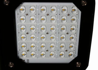 IK08 वाइब्रेशन ग्रेड आउटडोर एलईडी स्ट्रीट लाइट्स LUMILEDS LUXEON LEDs 50000H लाइफ स्पैन